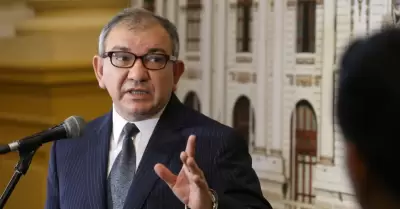 Jos� Cevasco exhorta a los diputados y senadores a no mostrar su voto por la Mes