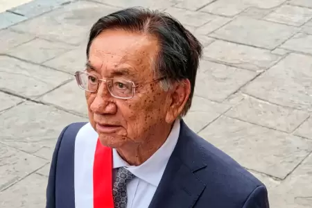 Jos� Balc�zar le desea �xito a Keiko