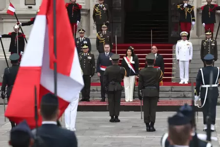 Presidenta Keiko Fujimori es reconocida como jefa suprema