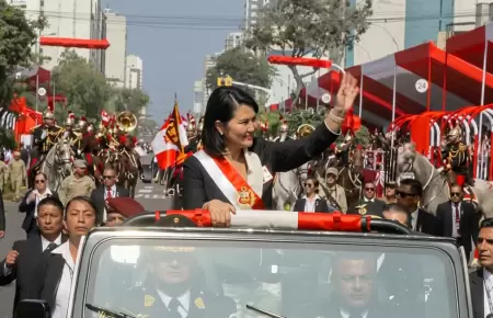 Keiko Fujimori llega a la avenida Brasil