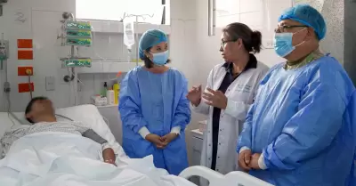 Presidenta Keiko Fujimori visita a suboficial herido en operaci�n contraterroris