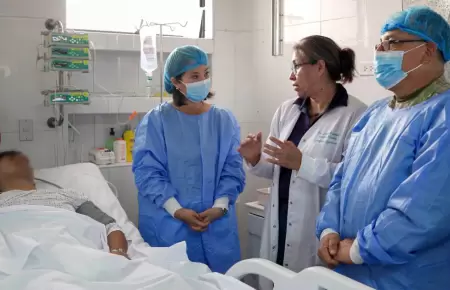 Presidenta Keiko Fujimori visita a suboficial herido en operaci�n contraterroris