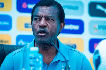 Julio C�sar Uribe habl� tras la eliminaci�n de Sporting Cristal