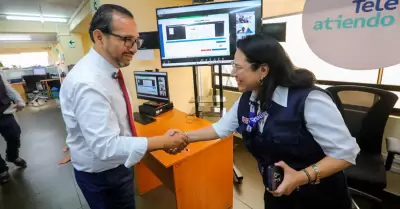 Ministro Luis Dyer anunci� modernizaci�n de servicios de salud.