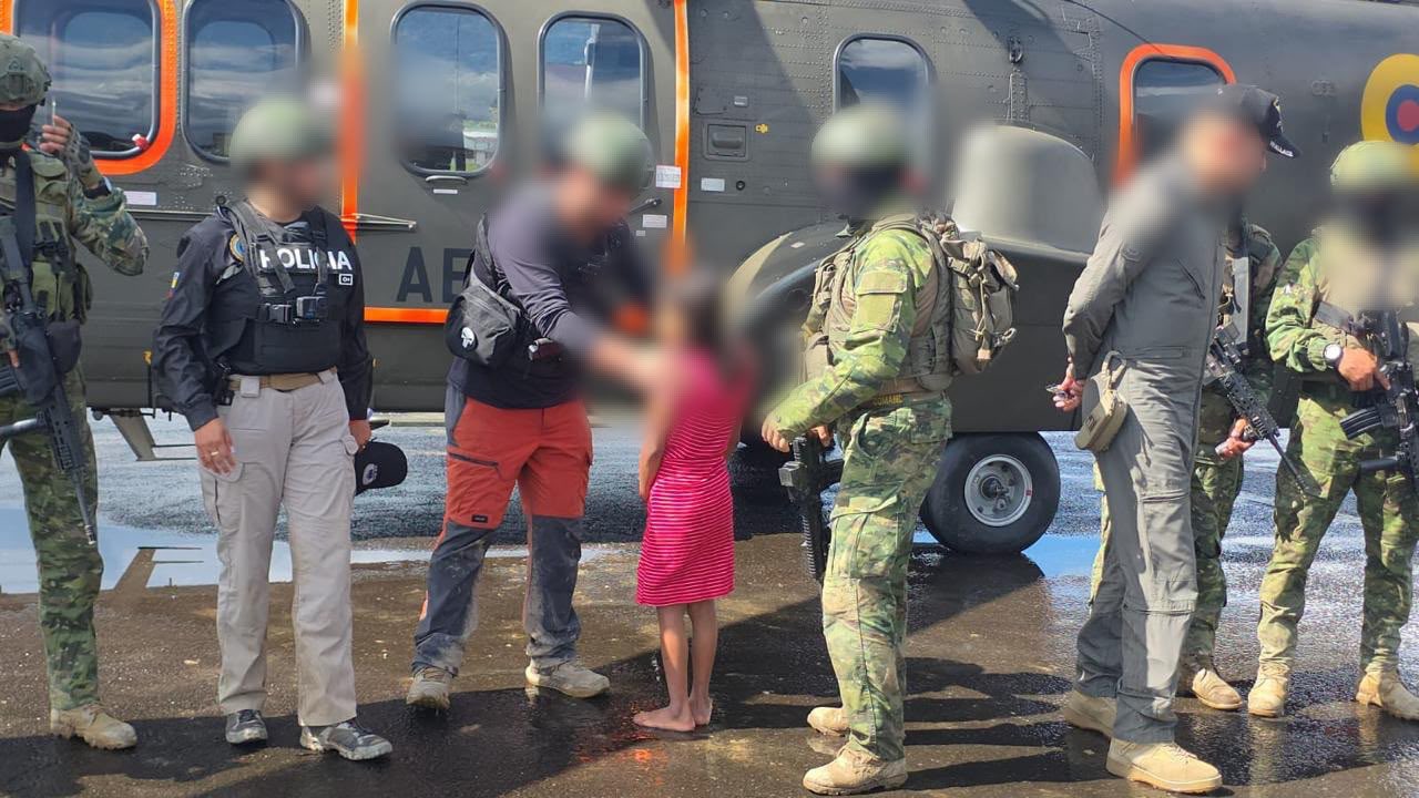 Menor fue puesta bajo custodia.