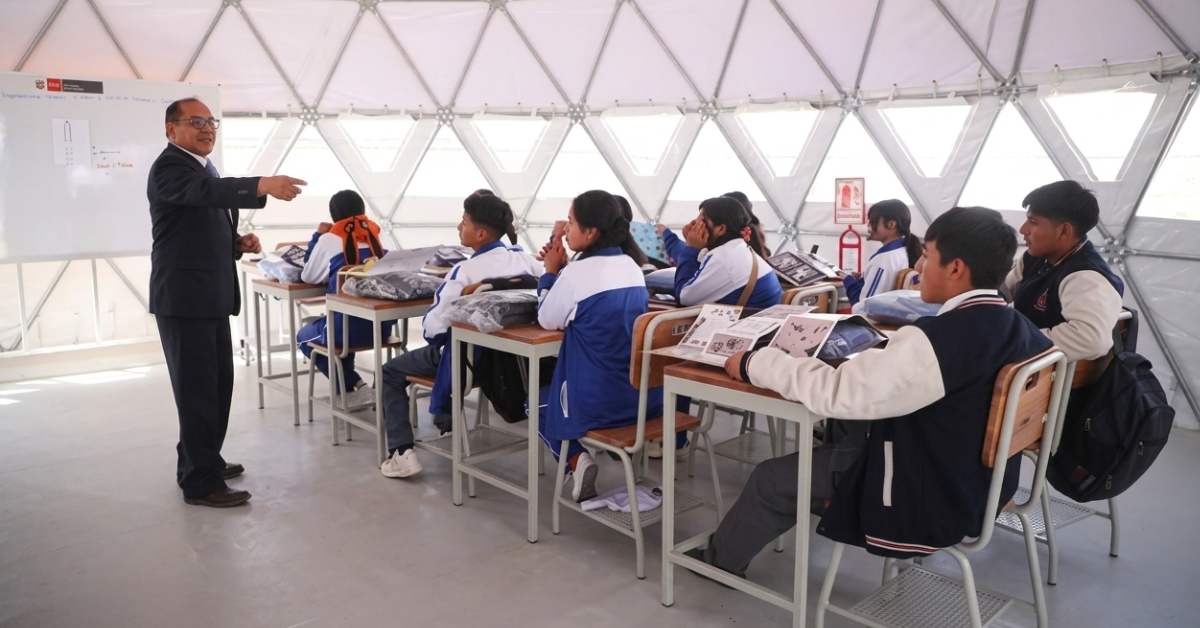 Menores de colegios locales en Chupaca podrán seguir estudiando