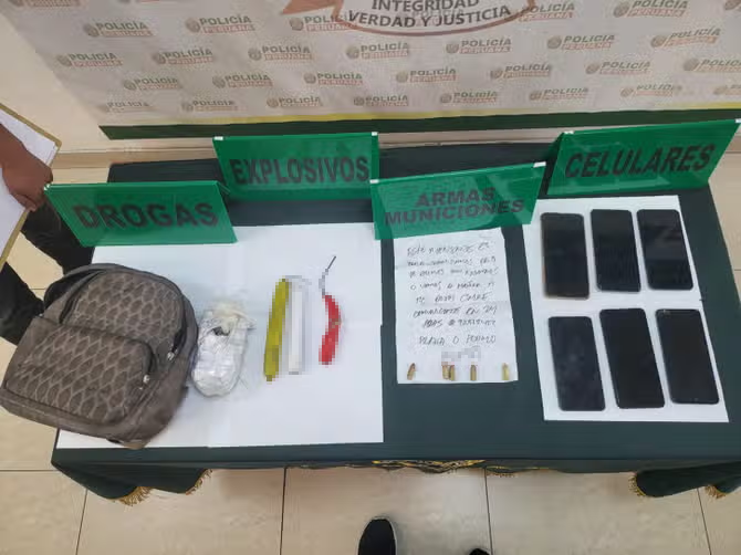Policía halló mensaje intimidatorios y explosivos