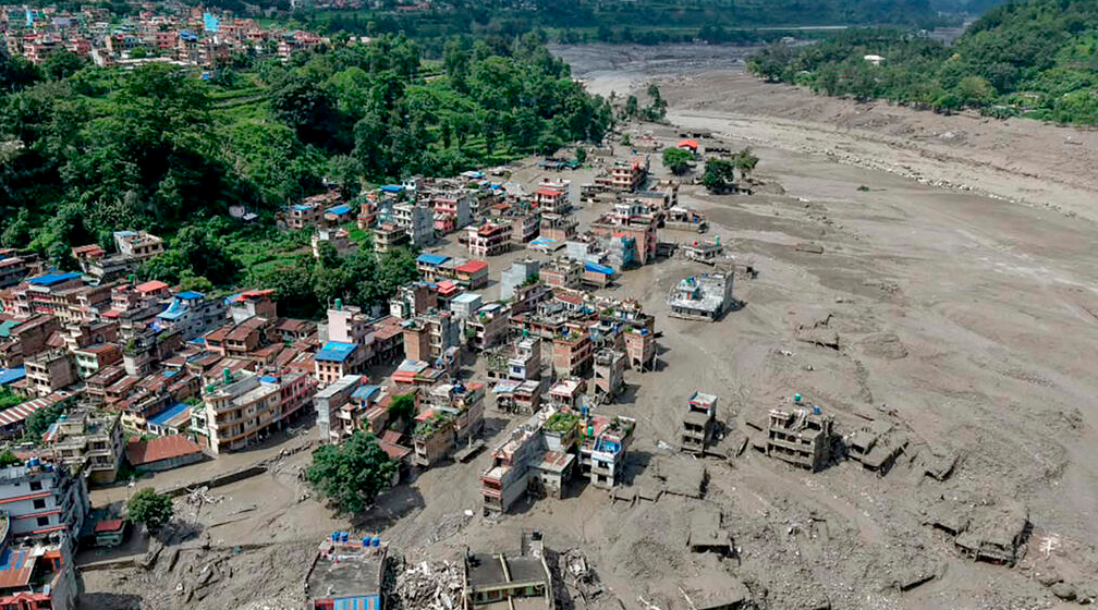 Viviendas afectadas tras las inundaciones repentinas en Trishuli Bazar, en el distrito de Nuwakot, Nepal.