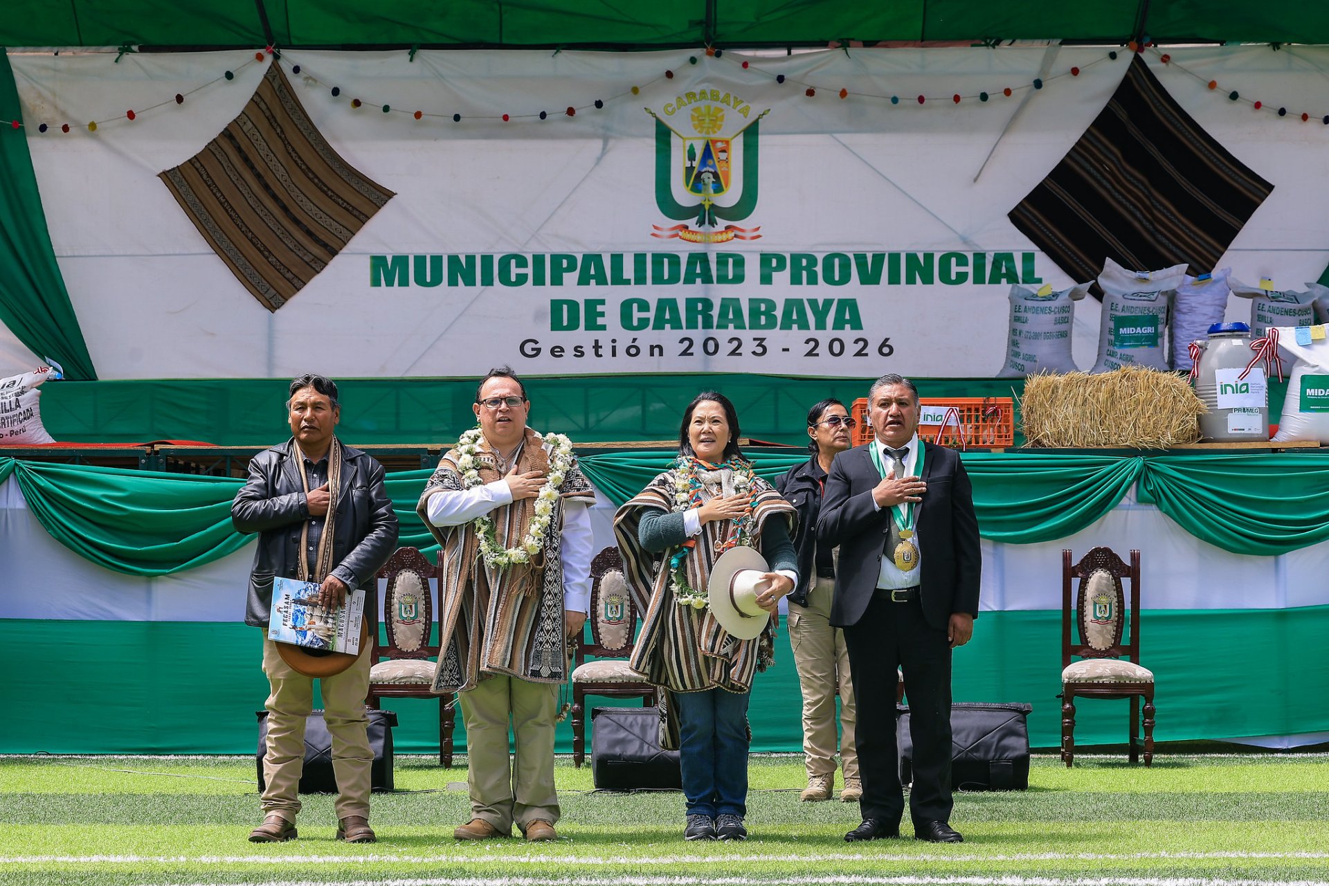 Presidente Keiko Fujimori asisti� al evento con el ministro de Desarrollo Agrario y Riego, Marco Vinelli