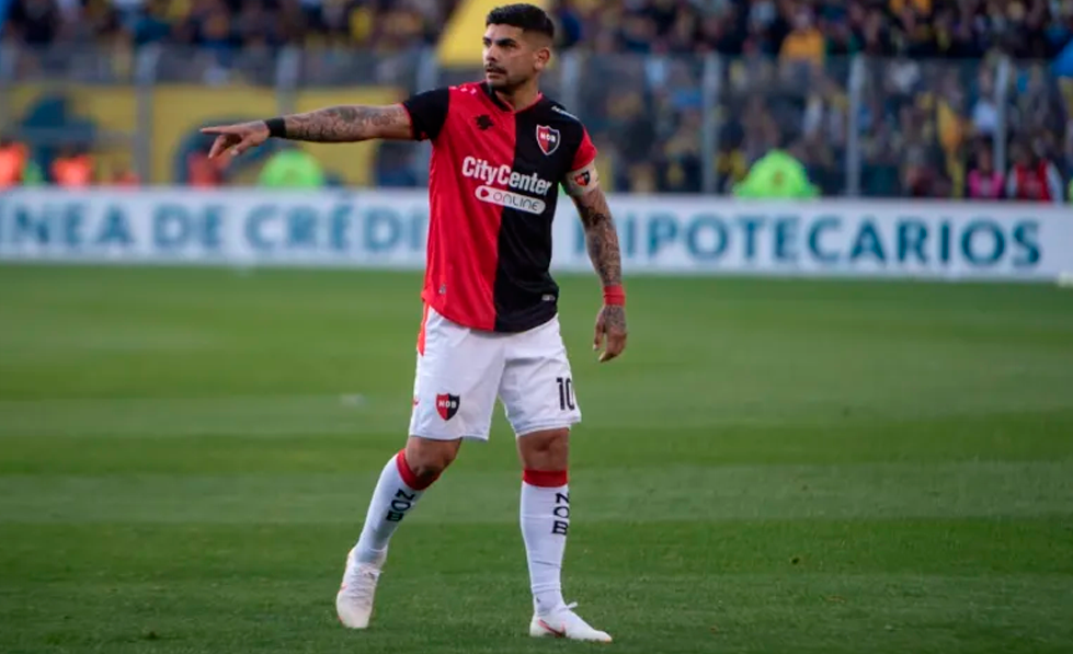 Justicia de Familia de Rosario le prohibió salir de Argentina al futbolista Éver Banega.