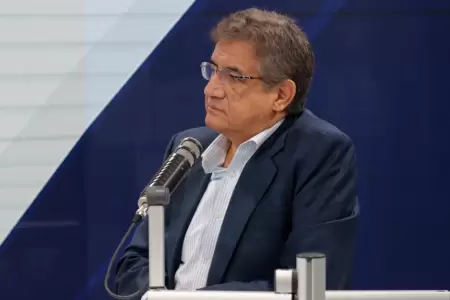Juan Sheput cuestiona gobiernos anteriores a Keiko Fujimori.