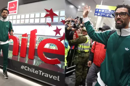 Tras una larga espera, el arquero caboverdiano arrib� en Chile.