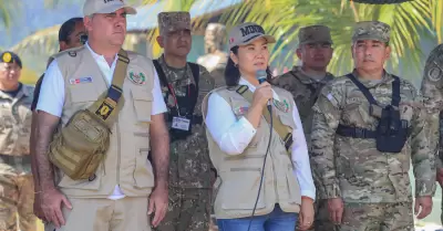Keiko Fujimori confirma que las Fuerzas Armadas patrullar�n las calles y el tran