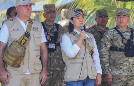 Keiko Fujimori confirma que las Fuerzas Armadas patrullar�n las calles y el tran