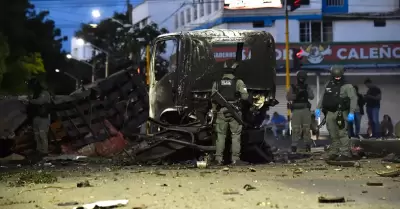 Atentado con bomba deja 11 heridos en Colombia