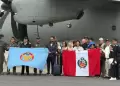 Aterrizan en el pa�s 10 peruanos que lo perdieron todo por terremotos en Venezuela y fueron recibidos por Keiko Fujimori