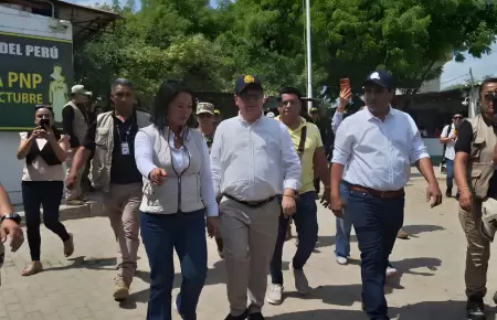 Keiko Fujimori llega a Piura para supervisar acciones de prevenci�n frente al fe