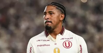 Universitario gana con Jes�s Castillo