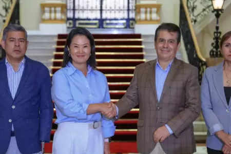 Keiko Fujimori se reune con fiscal y ministros