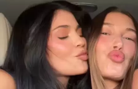 Hailey Bieber publica atrevida foto
