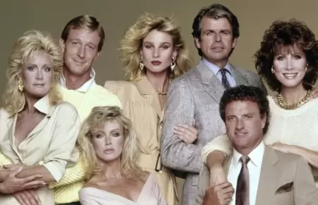 Donna Mills y sus mensajes por OnlyFans