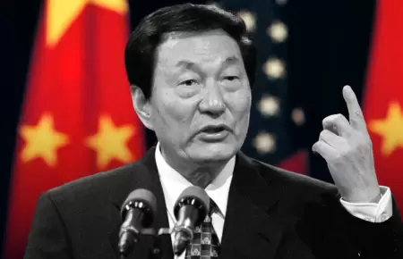 El formado en Ingenier�a llev� al pa�s oriental a dar un giro radical.