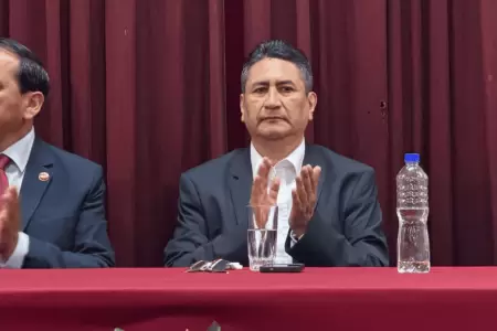 Vladimir Cerr�n reaparece tras anularse su prisi�n preventiva