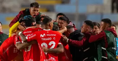 R�cords hist�ricos de Cienciano y Mat�as Succar