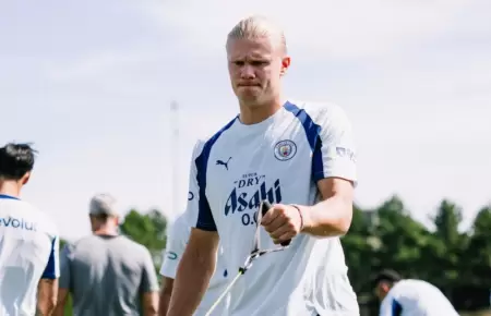 Manchester City con cumbia de Agua Marina