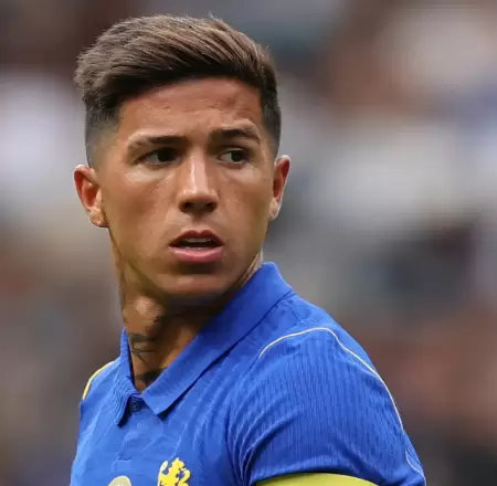 Enzo Fern�ndez es abucheado tras su regreso al Chelsea