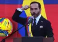 De la Espriella es criticado tras entregar balones con logo de su partido a damnificados de terremoto