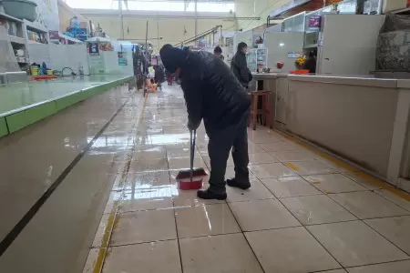 LLUVIAS AFECTAN MERCADOS DE TACNA.