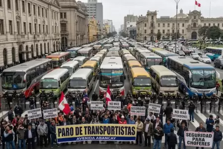 Transportistas convocan a paro por falta de respuestas del Gobierno