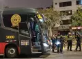 San Luis: balean bus interprovincial de Cruz del Sur con pasajeros a bordo en la avenida Canad�