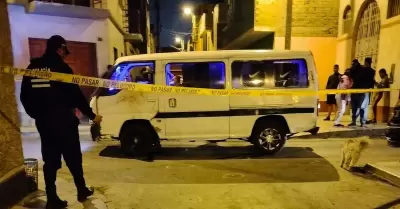 Balearon combi informal en Cercado de Lima, falleci� el chofer y dos pasajeros h