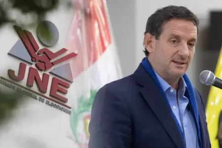 TC admiti� demanda contra el JNE.