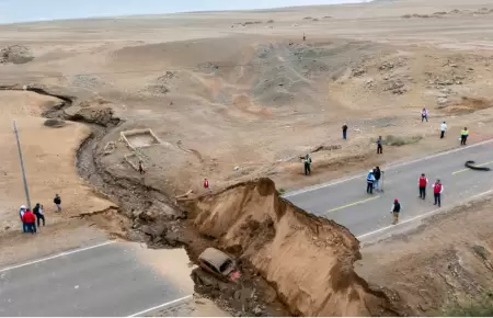 Carretera Costanera Sur fue derrumbada y gobierno regional brind� ruta alternati