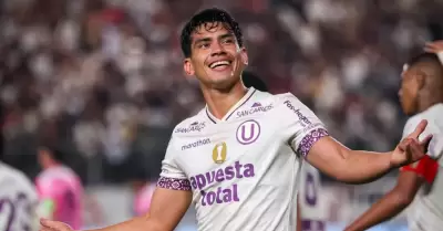 Universitario quiere renovar al Tunche Rivera