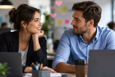 Se�ales que indican que hay atracci�n entre compa�eros de trabajo
