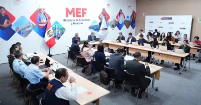 Gobierno realiza esfuerzos para lograr una programaci�n presupuestaria