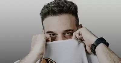 Jeffry Fischman estrena "Verte" y celebra la menci�n de Billboard a Libido