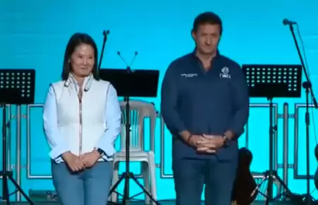 Keiko Fujimori participa en ceremonia en el Centro de Lima