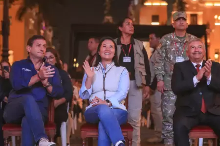 Keiko Fujimori participa en ceremonia en el Centro de Lima
