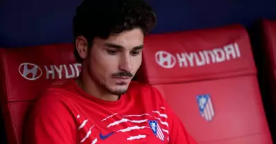 Juli�n �lvarez es 'pifiado' por hinchas del Atl�tico de Madrid tras su frustrada