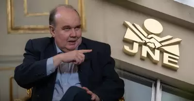 El exburgomaestre se mantiene en carrera electoral.