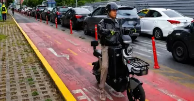 Conoce por donde realmente deben circular las motos el�ctricas