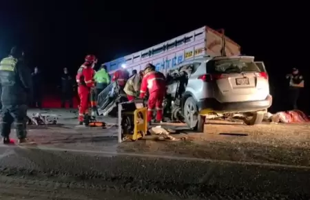 Choque entre cami�n y tr�iler deja 4 muertos en la v�a Juliaca-Cusco