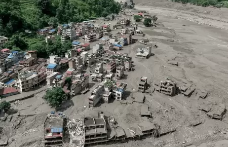Avalancha en Nepal dejan m�s de 20 muertos y turistas desaparecidos
