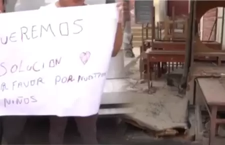 Padres de familia exigen a las autoridades medidas.