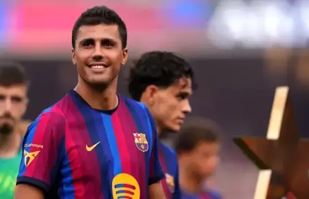 Rodri debuta con triunfo en Barcelona